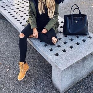 Timberland Ortholite High Top Great for Rain and Snow!!